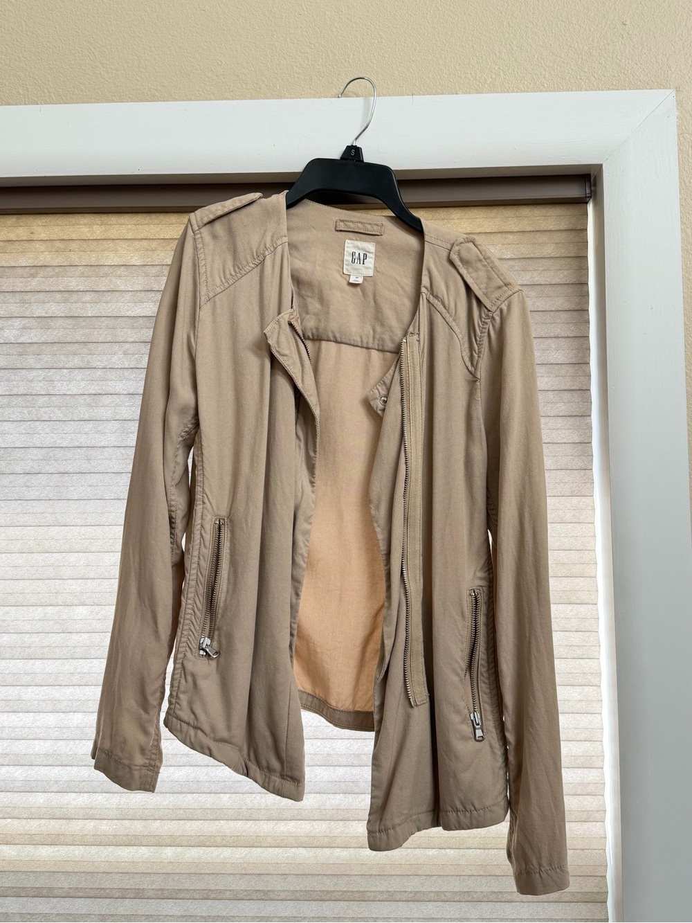 GAP Women's Light Tan Utility Jacket with Zip Pockets